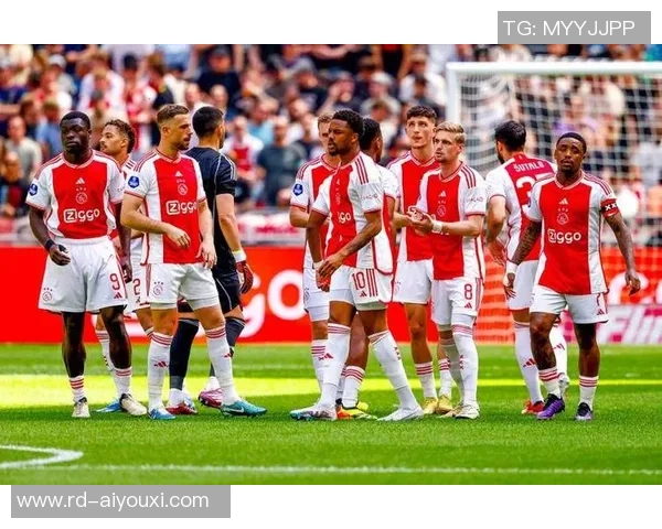 荷甲特温特主场迎战阿贾克斯双方实力对比及比赛前瞻分析 荷甲特温特主场迎战阿贾克斯双方实力对比及比赛前瞻分析